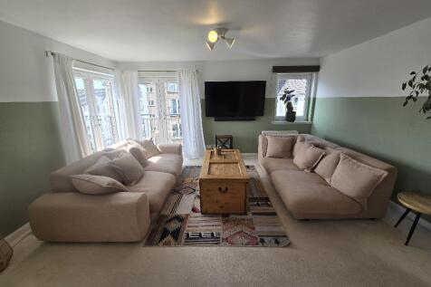 Lounge 3