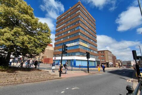Office to rent in huddersfield