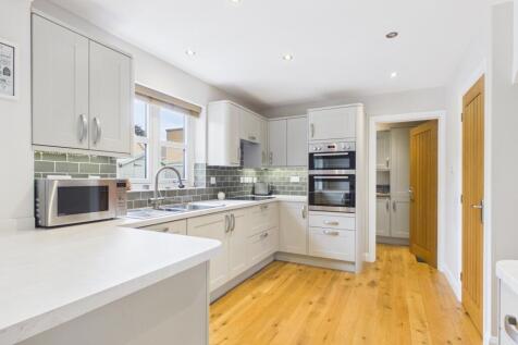 Ewemove - Stamford - Dundee Drive - Kitchen
