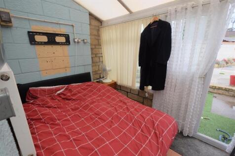 35 Poyntz Road, Knowle, Bristol BS4 1HH | Freehold