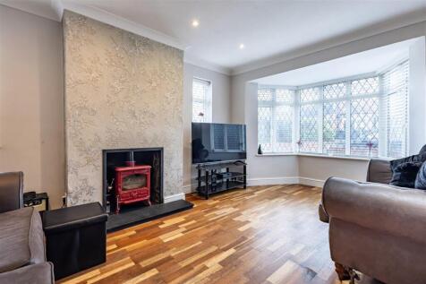 15 Upper Swaines (27).jpg