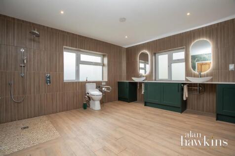 En-Suite Shower Room