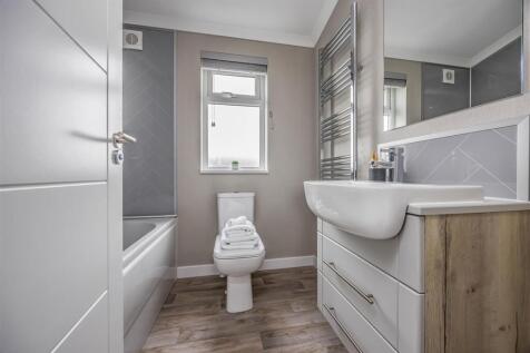 Plot 19 Littlehampton Marina-Small-PorticoMarketin