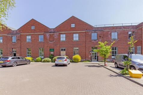 Front External-1.jpg