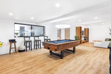 Almancil 6 Bed Villa For Sale Algarve (14)