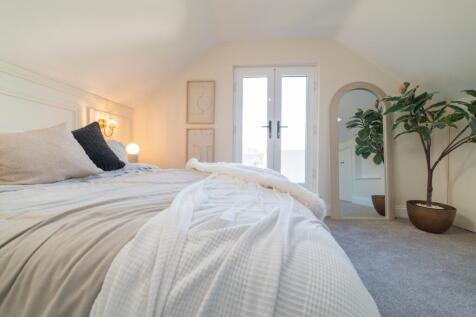 Award-winning Media team on EVERY Listing_36