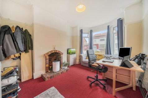 1365005-17-68ef7f...