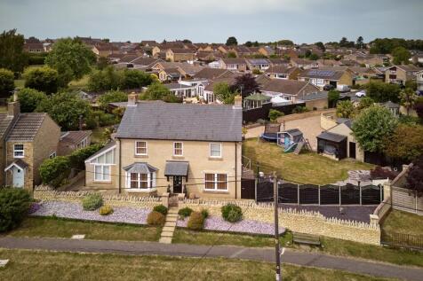 15-26A Church St Yaxley-15