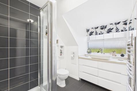 EweMove Spalding - Frome Walk - Ensuite
