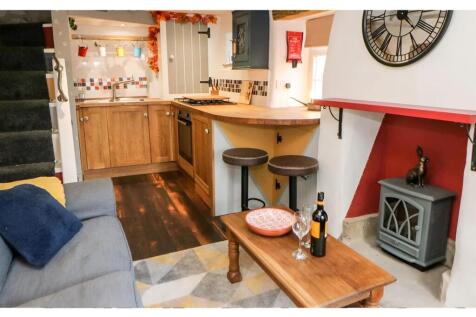 Living kitchen and fireplace.jpg