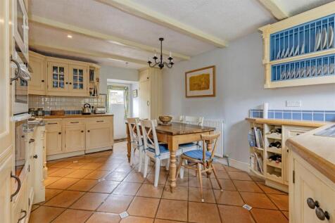 Kitchen-1.jpg