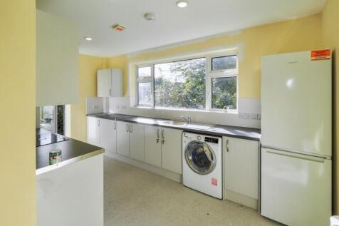 15 Sweechgate, Broad Oak, Canterbury, Kent, CT2 0QY