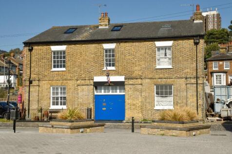 The Old Customs House