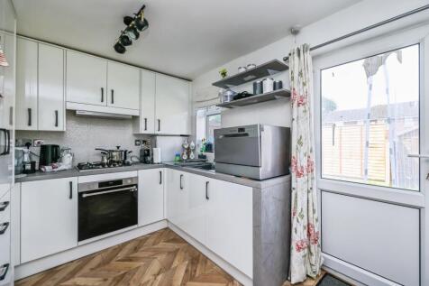 Fitted Kitchen