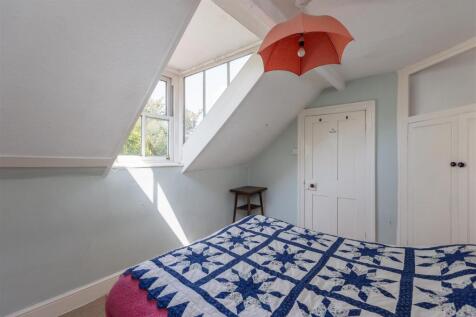 Undercliffe 1 Bedroom 4-2.jpg