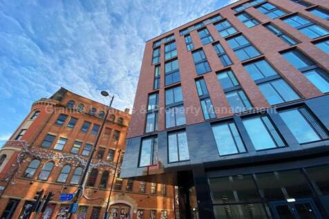 WATCH VIDEO TOUR! Large one bedroom, 4th floor, furnished apartment in Transmission House, a popular development located on Tib St, in the heart of the Northern Quarter. Huge open plan living area, fl