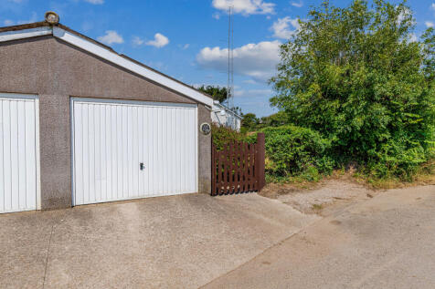 A25 - Sea View Garage - 260710