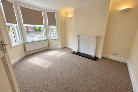 Lounge Reception Room