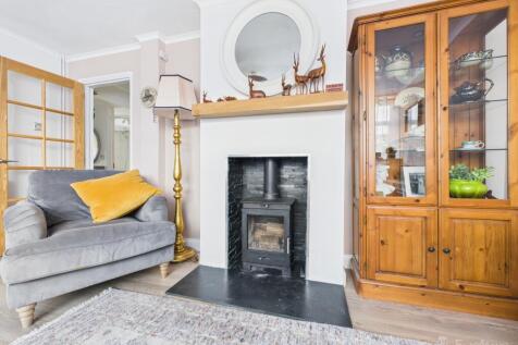 Living Room- Mark Stephens EweMove Newmarket and S