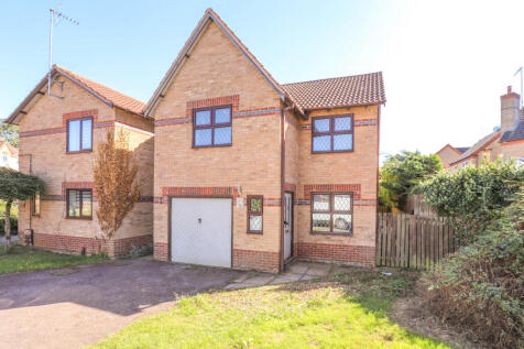 3 Bedroom Detached in NN15 5JG