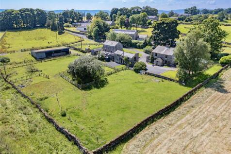 Newlands & Cottage