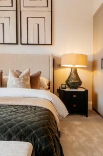 5 bed, 4 bath Town House in Edinburgh - Photo 14