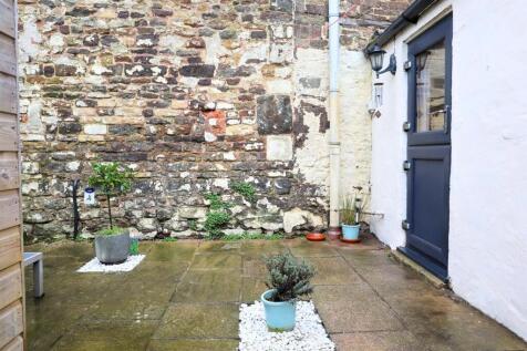 Courtyard garden (2).jpg