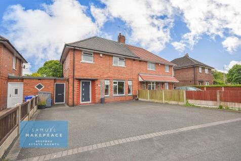 Three Bedroom Semi Detached With a Huge Garden an