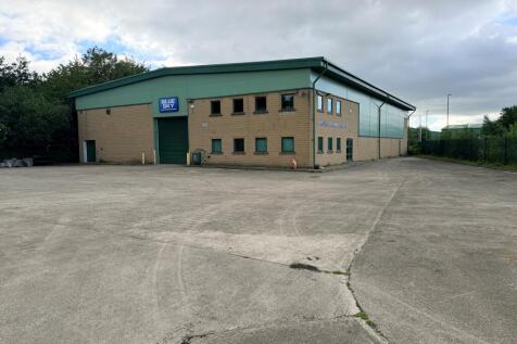 Warehouse to rent in keighley