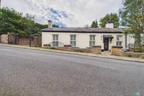 2 Bedroom Semi-Detached in CH63 7QG