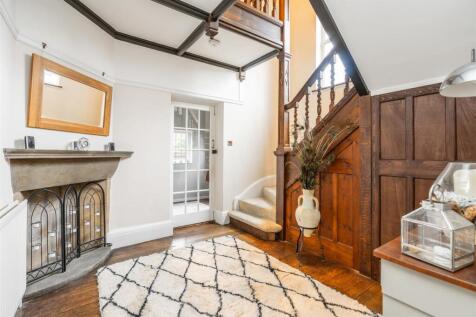 34 Hampton Lane_15.jpg