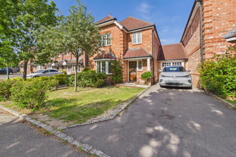 Four bedroom detached house