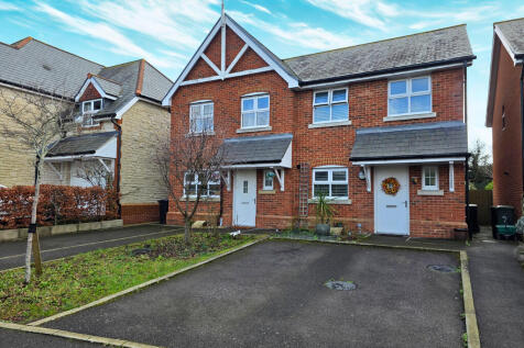 f9ef3116-b443-480...