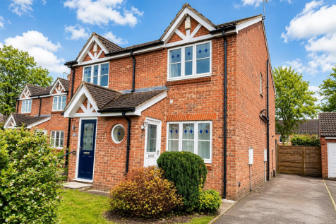43 Tamworh - Virtually staged front external photo