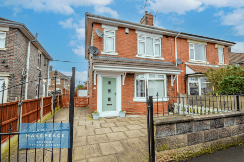 Two Bedroom Semi Detached with Gated Driveway and