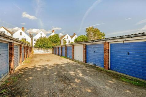 Rutland Court Garages-8.jpg