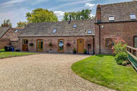 Wentworth Barn-1.jpg