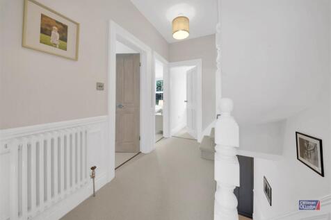 6 Bed, End Terrace, Silsden