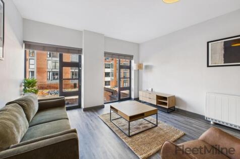 Living/dining room