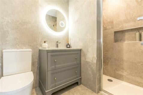 En Suite Shower Room