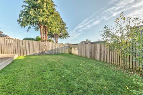 31 Millhall Crescent Dundee-14.JPG