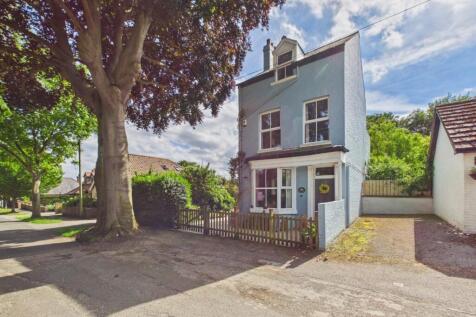 4 Bedroom Detached House - For Sale