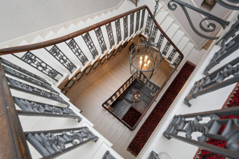 9 bed, 9 bath Town House in Edinburgh - Photo 31