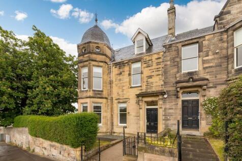 A rare opportunity to acquire an elegant Victorian corner townhouse in Edinburgh's prestigious and sought after Ravelston area. Extending to approximately 4,564 sq ft (424 sq m) over three levels, the
