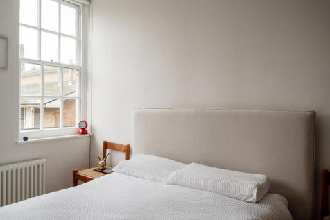 264809 - Peabody Estate, Camberwell Green SE5 -...