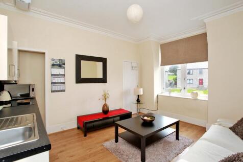 Lounge/Kitchen