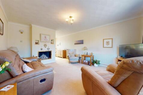 Heyes Avenue Reception Room