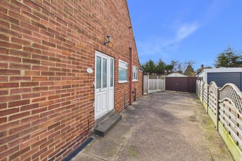 Driveway & Garage