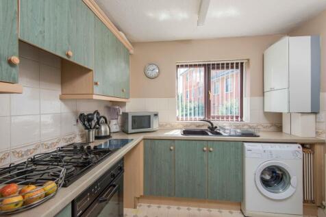 Photo_04_(Kitchen)