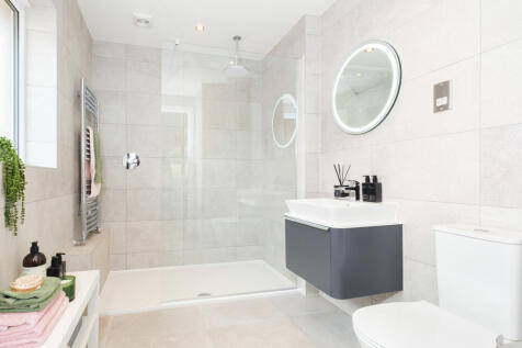 The Henley - Ensuite